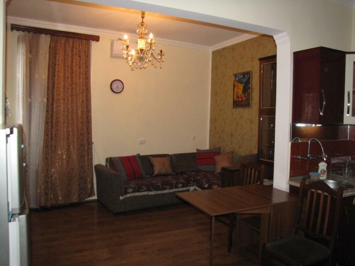 Agmashenebeli95 Aparthotel Tbiliszi Kültér fotó